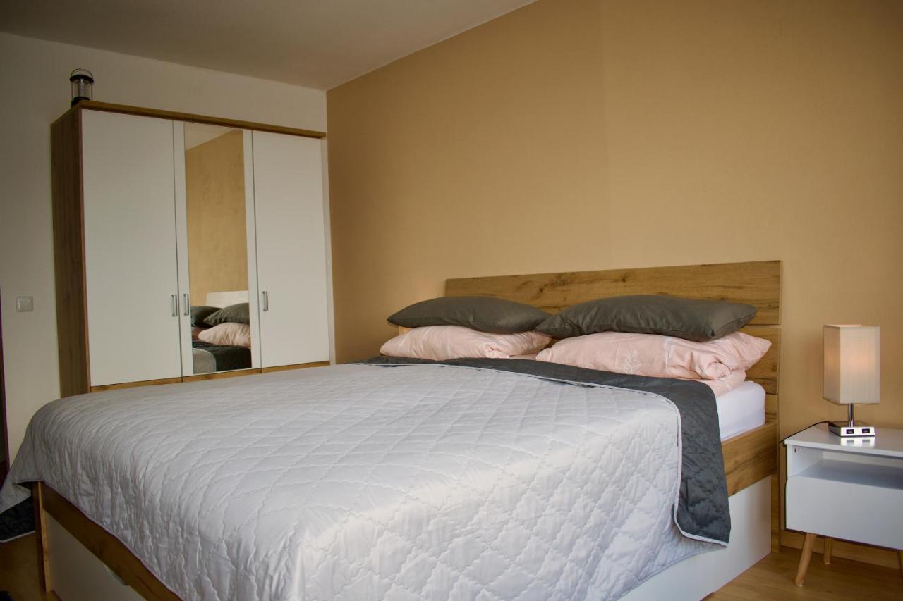 Appartement Mit Herrlicher Aussicht Uebers Murgtal Баїрсбронн Екстер'єр фото