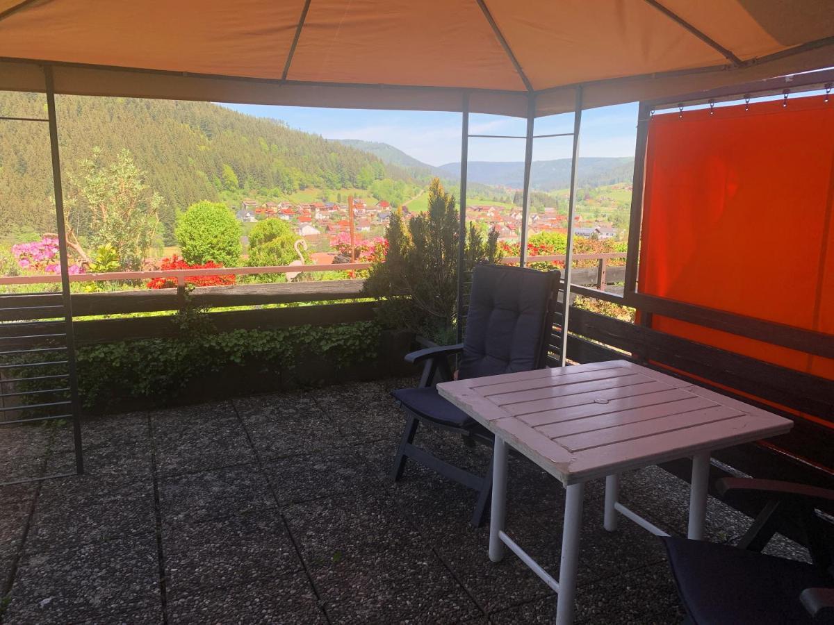 Appartement Mit Herrlicher Aussicht Uebers Murgtal Баїрсбронн Екстер'єр фото